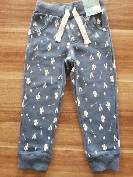 Tepláky nové, f&f,86