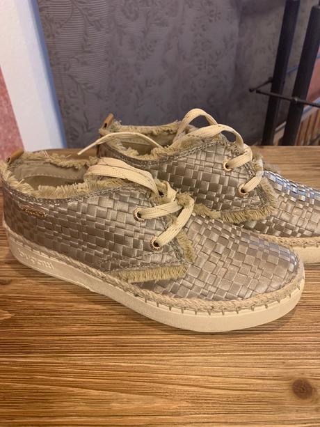 Topánky bugatti, 36