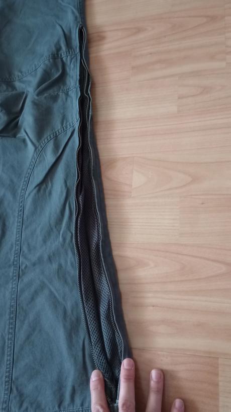 Darujem nohavice, kenvelo,s