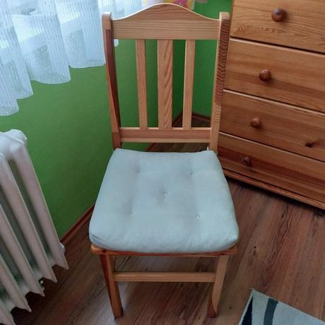 Nábytok detskej izby masív borovica, 