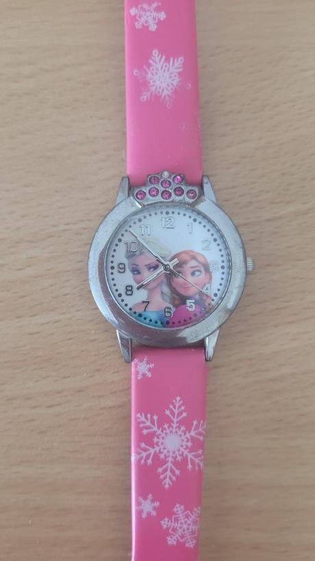 Hodinky frozen,