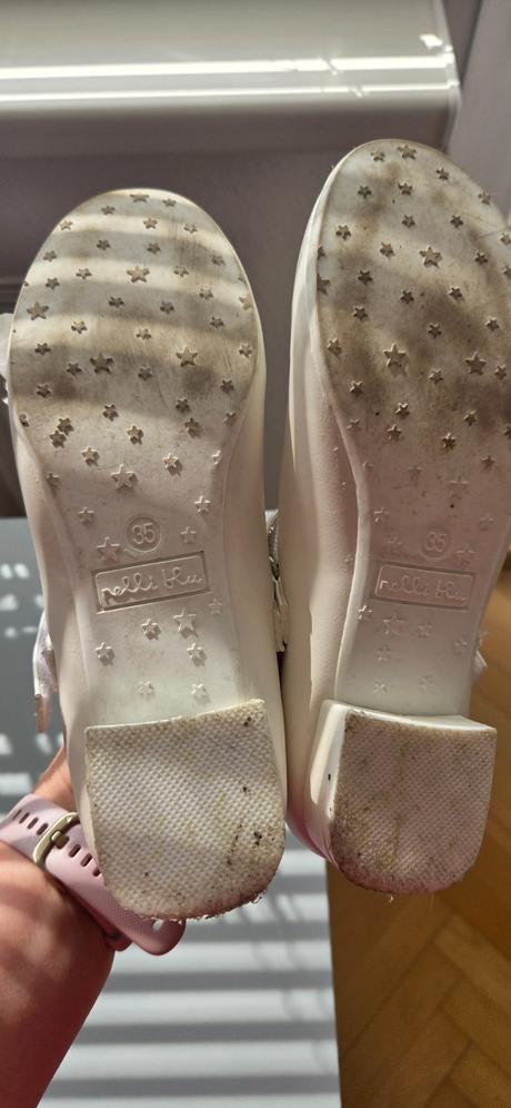 Spoločenské topánky, 35