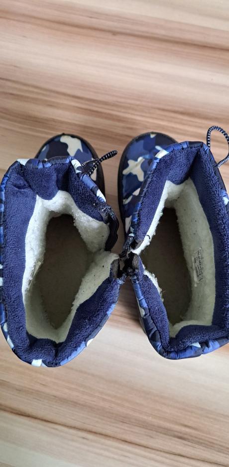 Snehule, wojtylko,33