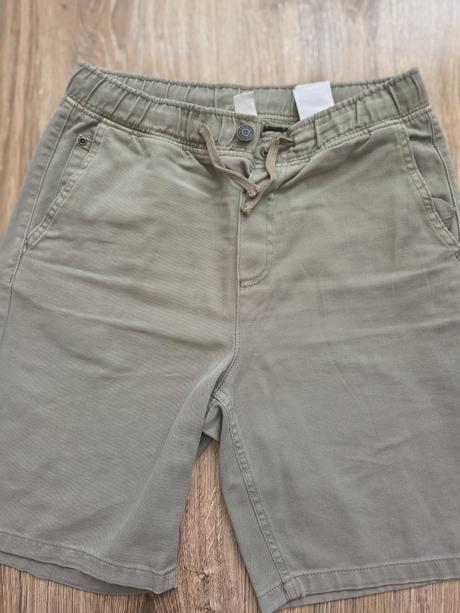 Balík krátkych nohavíc, 158–170