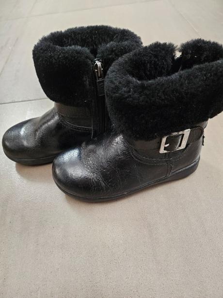 Detske, ugg,26