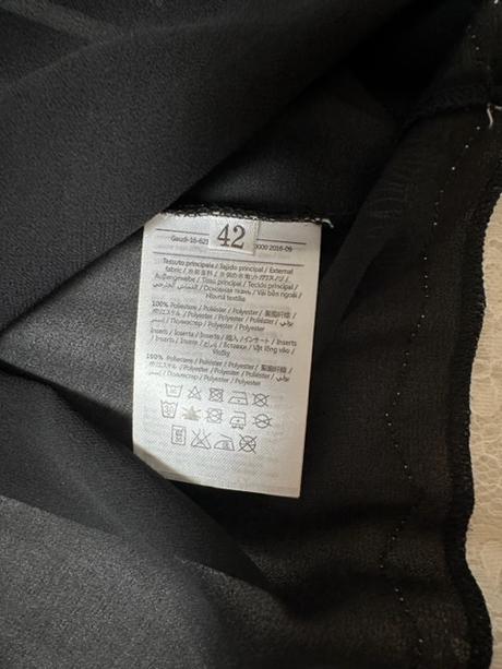 Voľná blúzka s odhalenými plecami zn. gaudi, gaudi,l / m / s