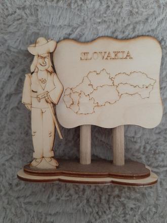 Drevená dekorácia slovensko.,
