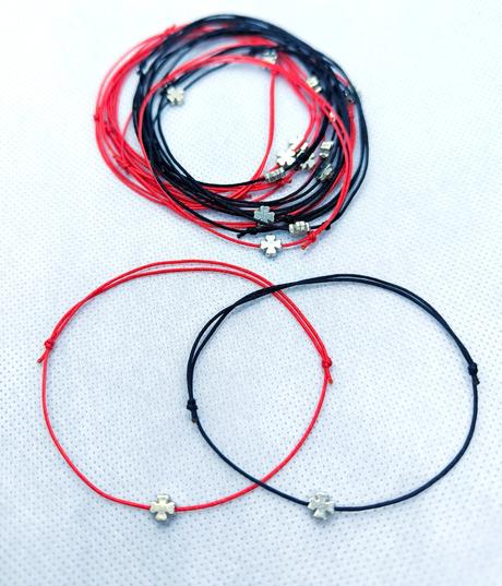 Náramky proti urieknutiu, posuvné uzlíky, 