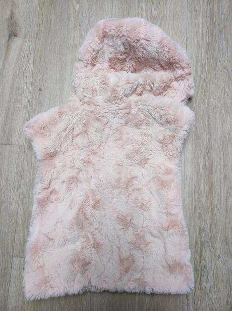 Mayoral kožušinová vestička s kapucňou, mayoral,98