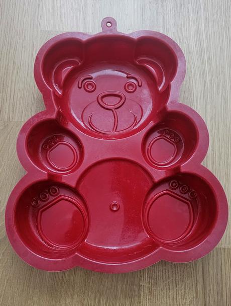 Macko - forma na pečenie,