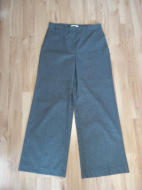 Sivé široké pásikavé nohavice reserved 40/42/l, reserved,l