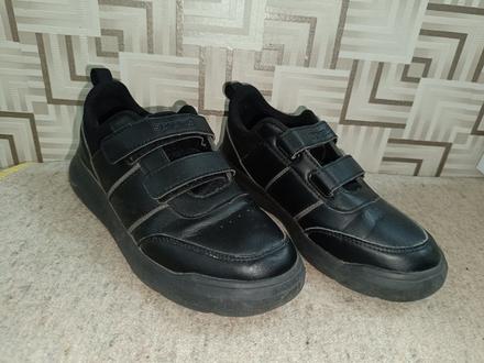 Kožené tenisky, sprandi,37