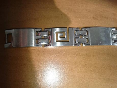 Masívny náramok z nerezovej ocele,