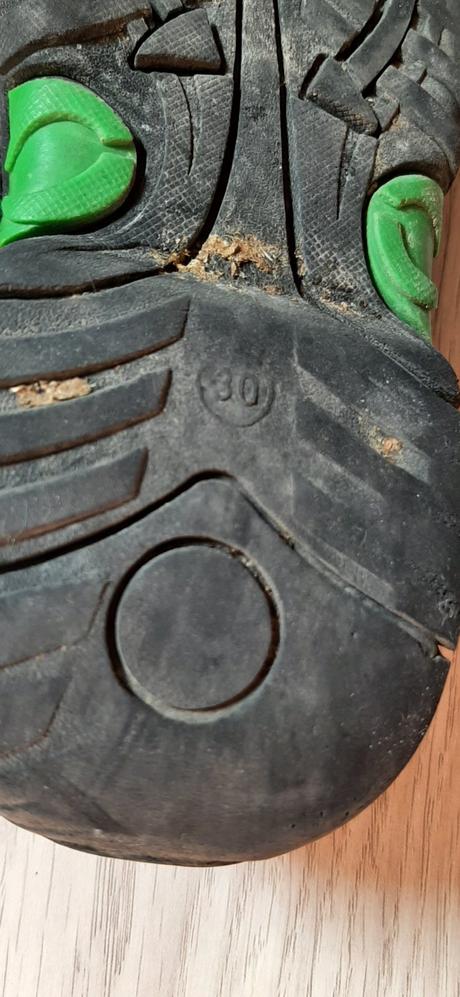 Sportove sandale, 30