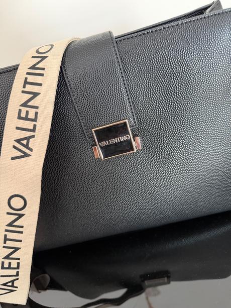 Valentino kabelka, valentino