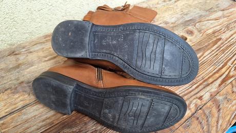 Kožené čižmy, 34