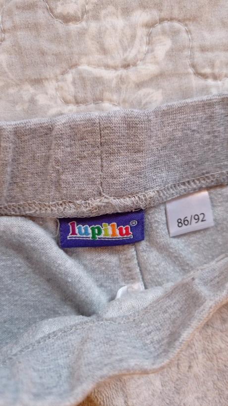 Tepláčiky, lupilu,86