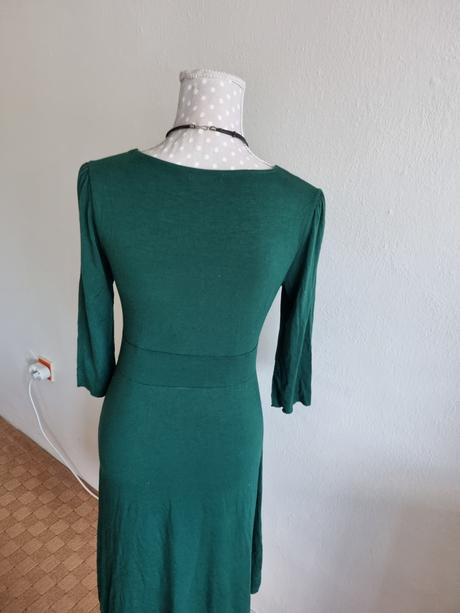 Zelene elast.šaty reserved 38, reserved,38