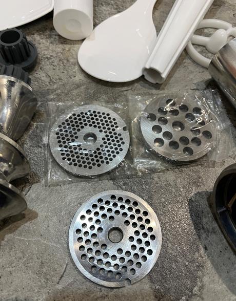 Mlynček na mäso bosch mfw3x10b 500w, bosch