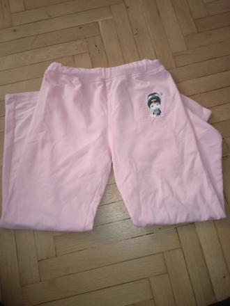 Dievčenské tepláky, 140