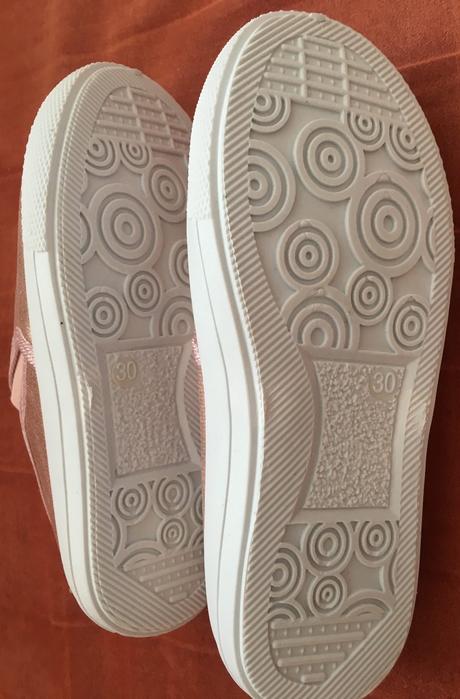 Trblietavé coolové tenisky, 30