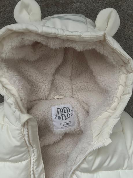 Overal   bledo kremovy, f&f,68