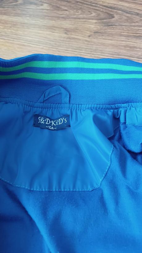 Chlapcenska bunda, 140