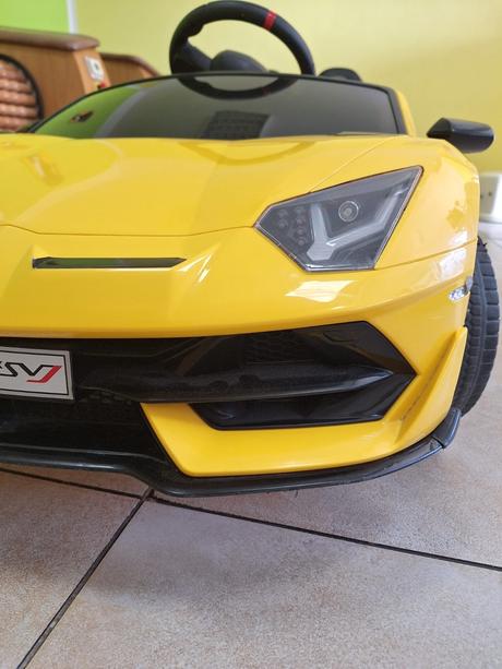 Elektrické autíčko lamborghini aventador,