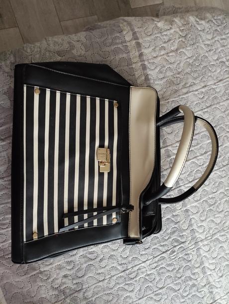 Dámska kabelka, deichmann