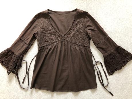 Vyšívaná tunika / blúzka s čipkovanými rukávmi, s, s
