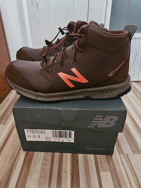 Jesenne/zimne tenisky, new balance,39