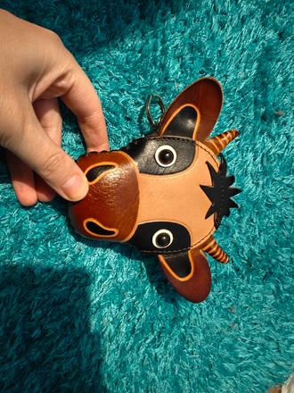 Kožená peňaženka / prívesok kravička- bulgaria, 