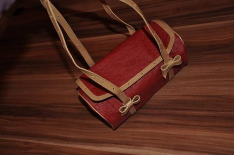 Kabelka s maslickami, 