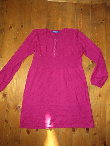 Magenta vlnené šatičky, s