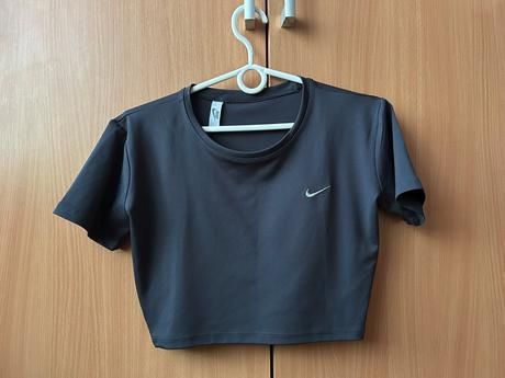 Top zn. nike, veľ. m, nike,m