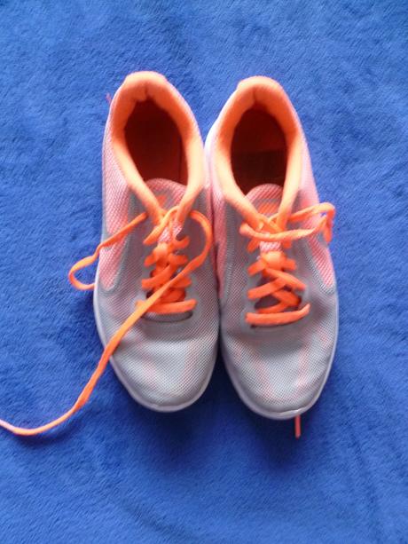 Dievčenské tenisky, nike,35