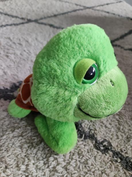 Plyšák korbáčika,