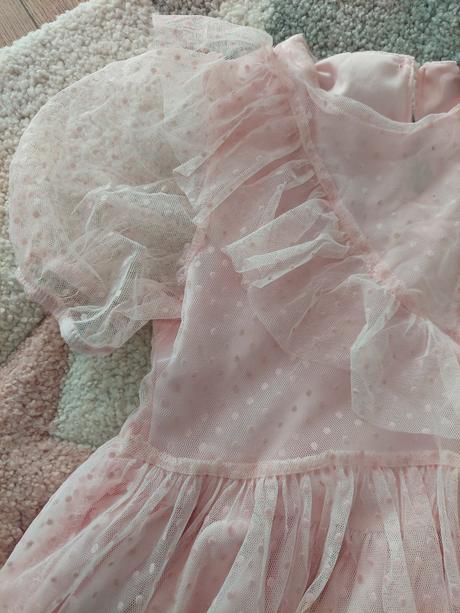 Krásne ruzove šaty tylove, 116