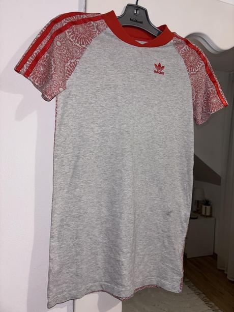 Šaty adidas 134/140, adidas,140