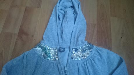 Teplakova suprava s flitrami, zara,104