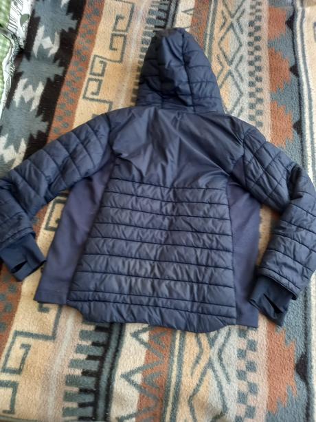 Vetrovka, decathlon,146