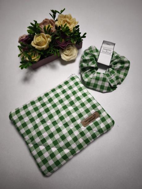 Kozmeticka taštička + gumička, 