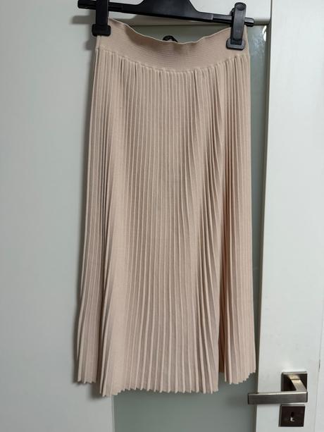 Béžová plisovaná pletená sukňa zara knit, zara,m