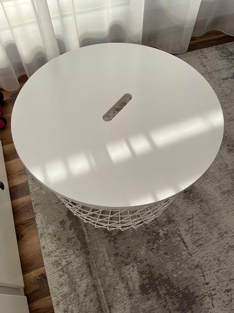 Konferenčný / odkladací stolík, 