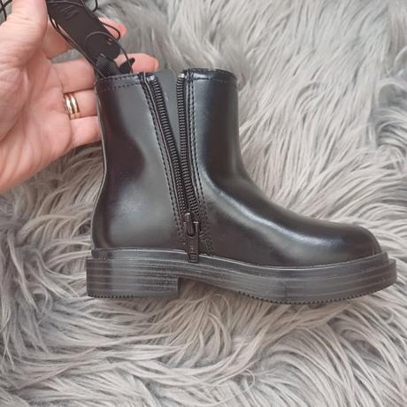 Dievčenské  čižmy, h&m,25