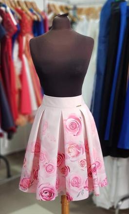 Sukňa vo veľkosti xs/s, s / xs