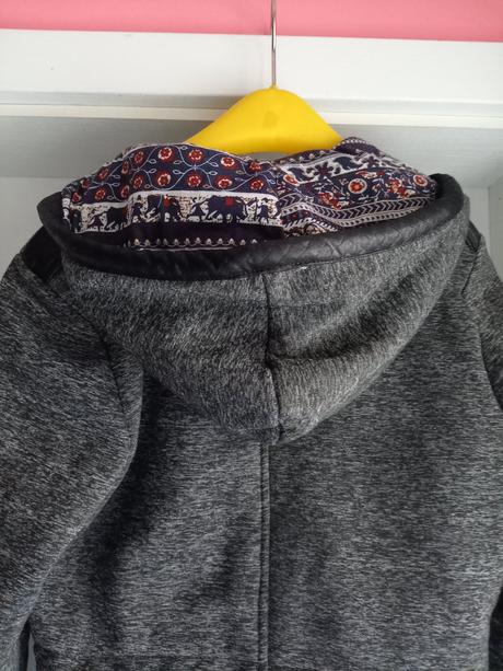 Bunda s kapucňou, l