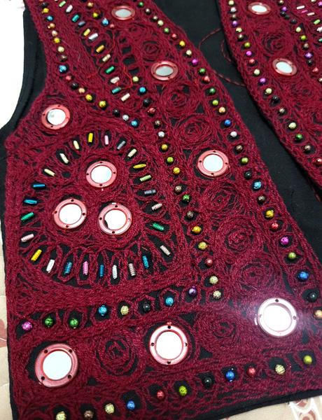 Originálna vesta na cca 3-4 roky, 