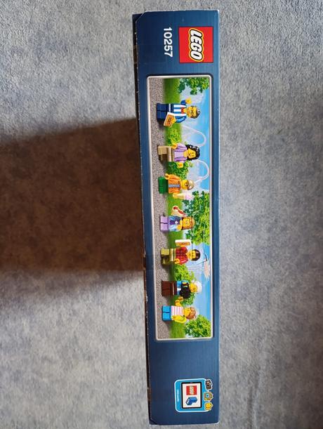 Lego creator expert carousel 10257, 