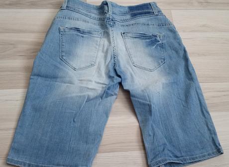 Dámske kraťasy, c&a,34